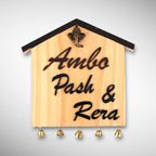 House-shaped wooden Nameplate | Ambo
